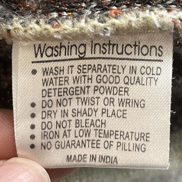 VTG Woolrich Long Sleeve Sweater Button Up Beaded Cardigan Women’s Size Small - Picture 16 of 16